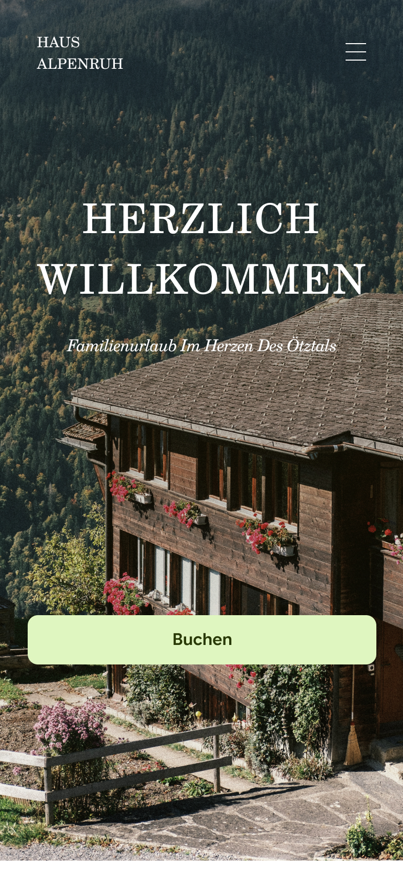 Website nach dem Refresh über dem Vorher-Zustand in einer Smartphone-Ansicht.